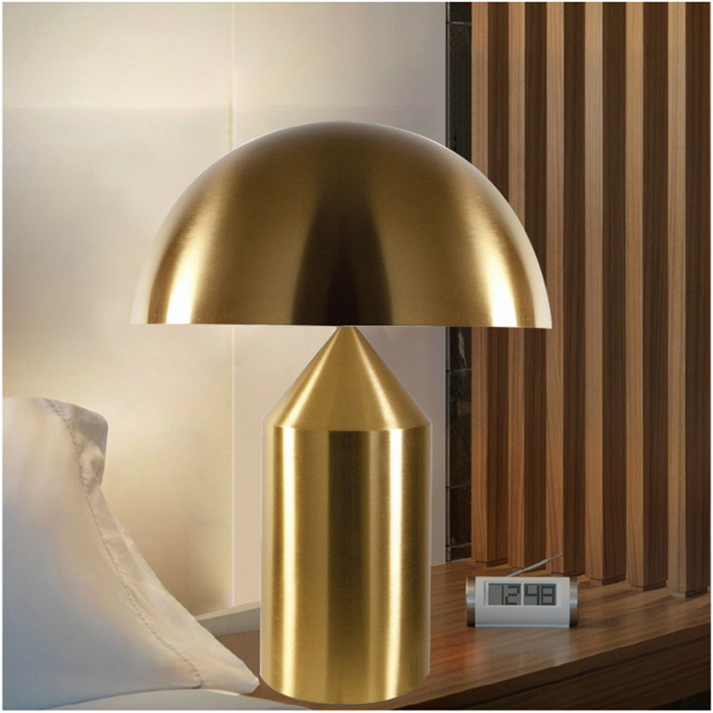 轻奢金属台灯设计师蘑菇灯饰卧室床头台灯五金桌灯