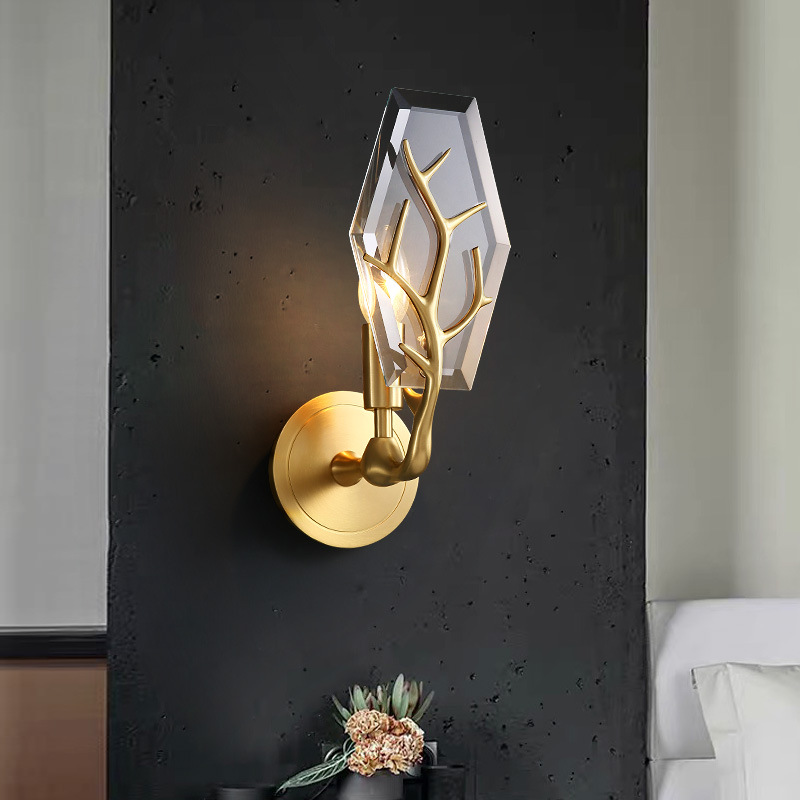 新款水晶壁灯轻奢全铜创意鹿角客厅卧室背景墙灯美式过道装饰灯