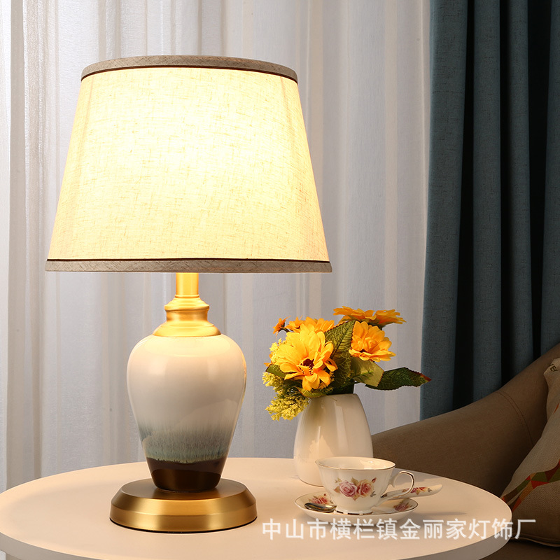 2020顿美式婚房卧室台灯全铜简约家用床头灯陶瓷布艺客厅装饰灯具